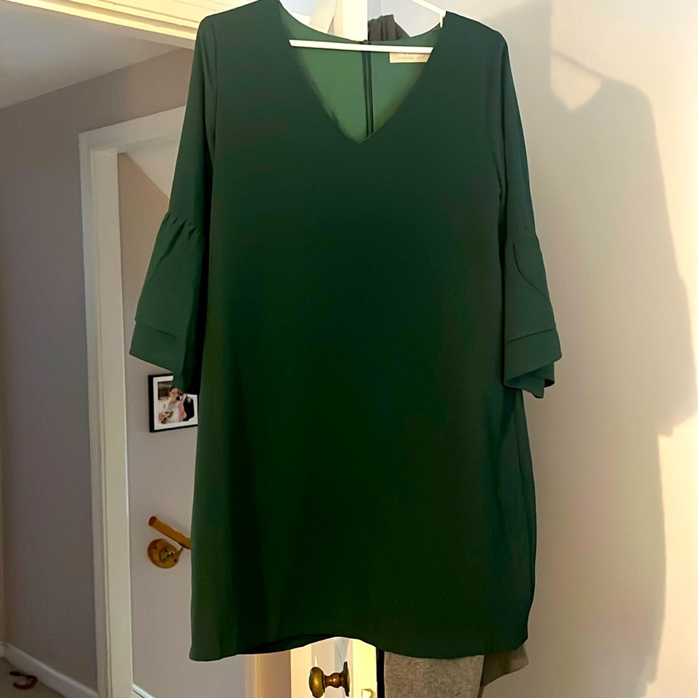 Green dress, like new, size large